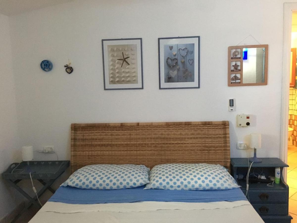 Villa Vera Trifamigliare Con Ingresso Diretto 20 Mt Al Mare Clima Wi-Fi Bbq Cala Liberotto Exterior photo